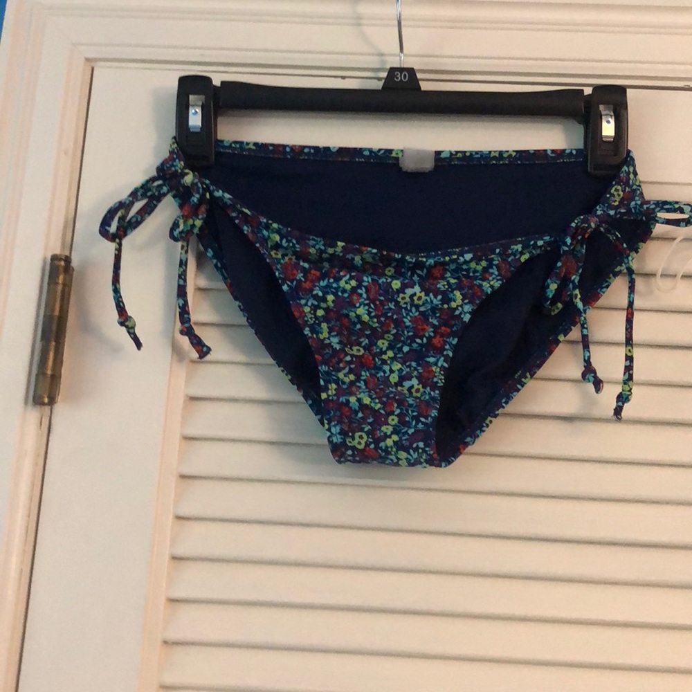 Old navy bikini bottom